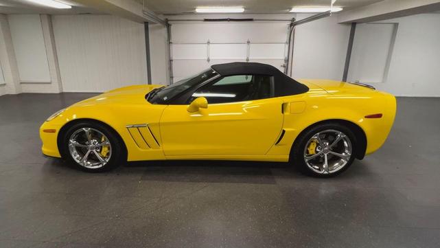 Photo of 2012 Yellow Chevrolet Corvette