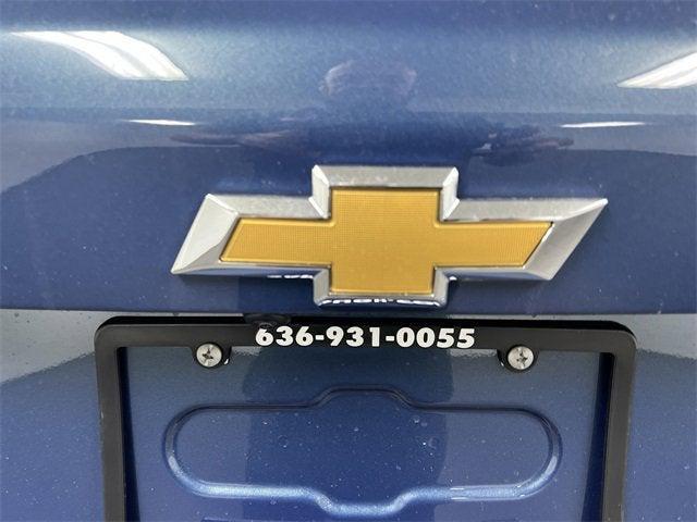 Photo of 2026 Lakeshore Blue Metallic Chevrolet Equinox