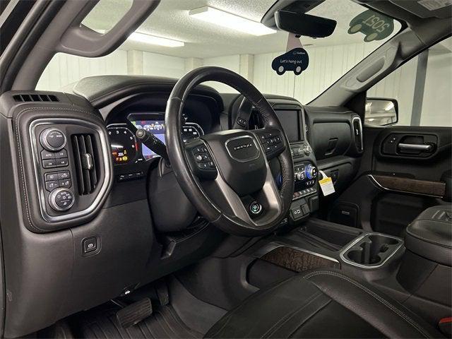 Photo of 2021 Onyx Black GMC Sierra 1500