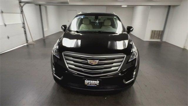 Photo of 2017 Stellar Black Metallic Cadillac XT5