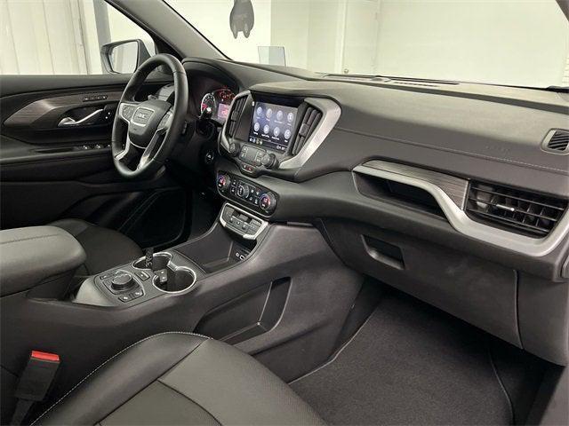 Photo of 2023 Summit White GMC Terrain