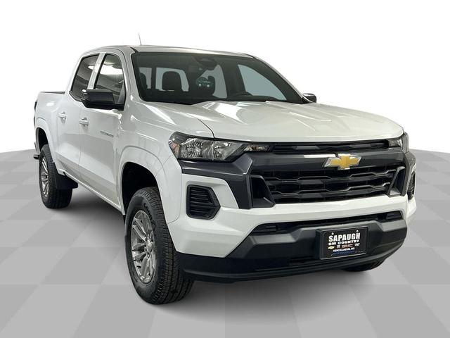 Photo of 2025 Summit White Chevrolet Colorado