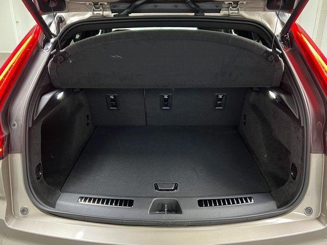 Photo of 2025 Latte Metallic Cadillac XT4