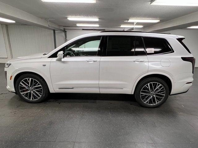 Photo of 2025 Crystal White Tricoat Cadillac XT6