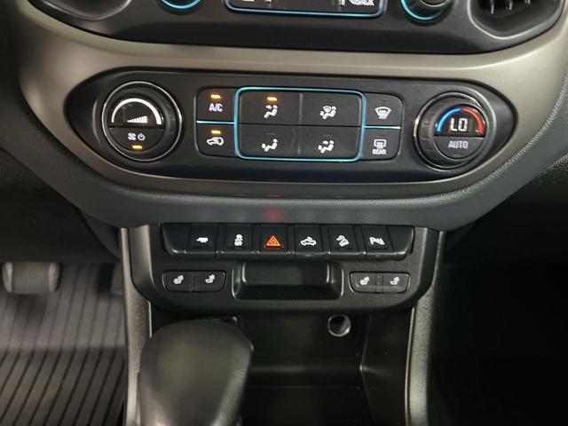Photo of 2022 Black Chevrolet Colorado