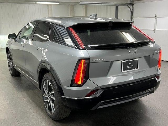 Photo of 2025 Argent Silver Metallic Cadillac OPTIQ