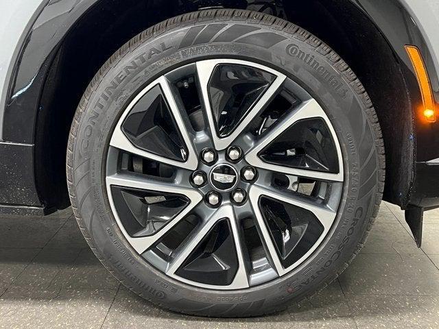 Photo of 2025 Argent Silver Metallic Cadillac OPTIQ