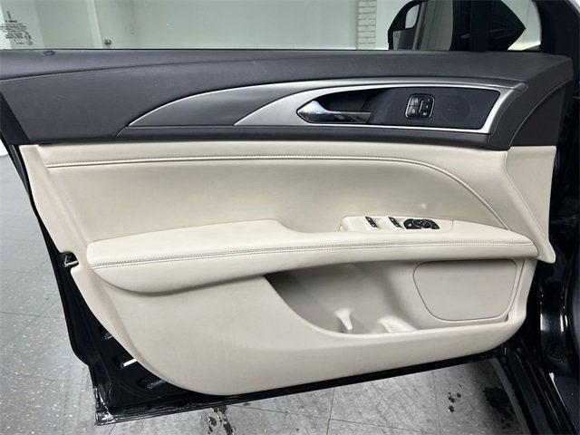 Photo of 2017 Black Lincoln MKZ