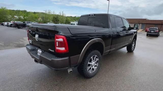 Photo of 2024 Black RAM 3500