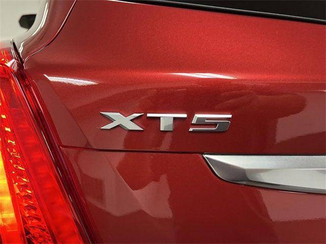 Photo of 2019 Red Horizon Tintcoat Cadillac XT5
