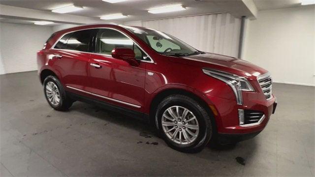 Photo of 2019 Red Horizon Tintcoat Cadillac XT5
