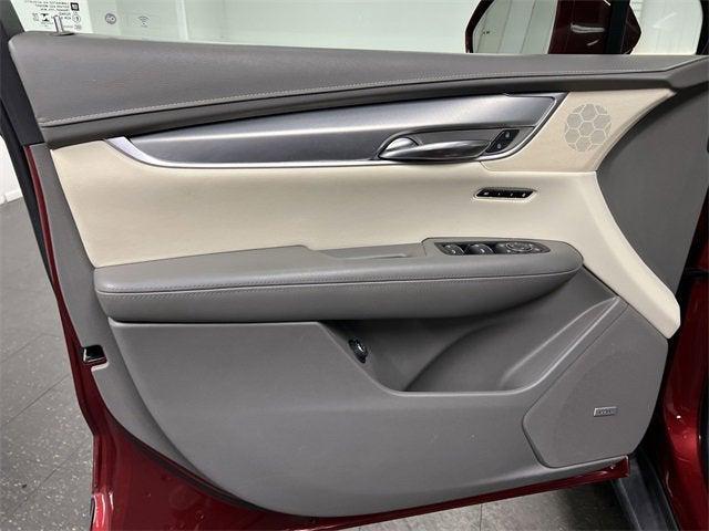 Photo of 2019 Red Horizon Tintcoat Cadillac XT5