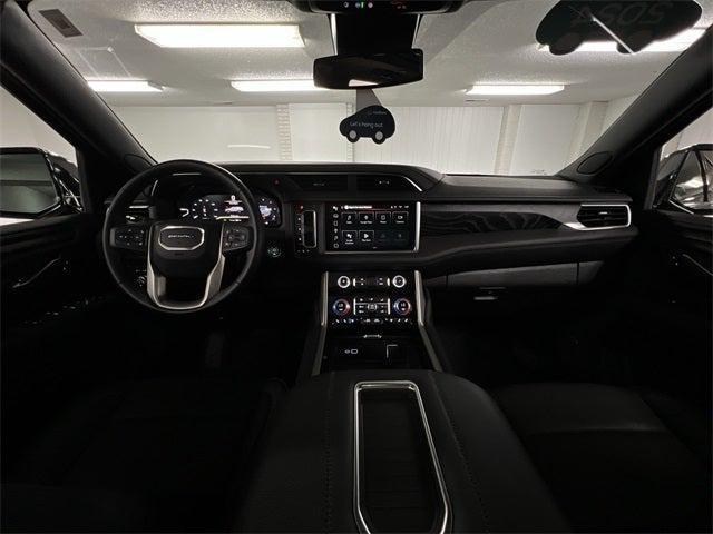 Photo of 2024 Onyx Black GMC Yukon XL