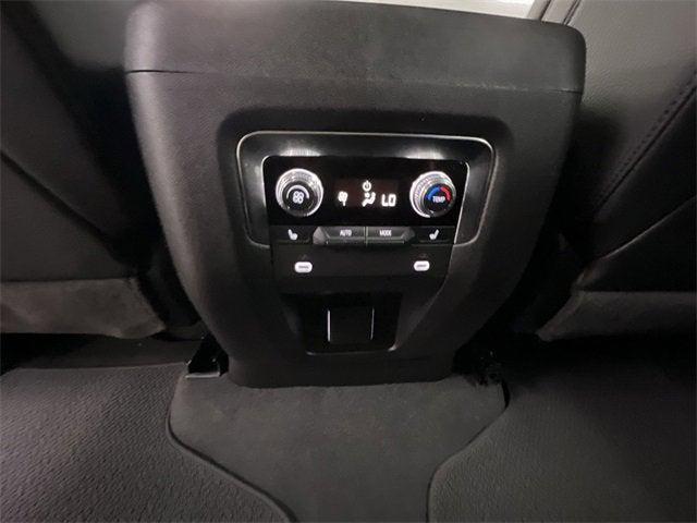 Photo of 2024 Onyx Black GMC Yukon XL