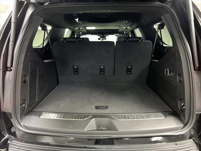 Photo of 2024 Onyx Black GMC Yukon XL