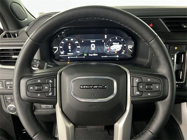 Photo of 2024 Onyx Black GMC Yukon XL