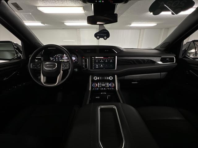 Photo of 2024 Onyx Black GMC Yukon XL