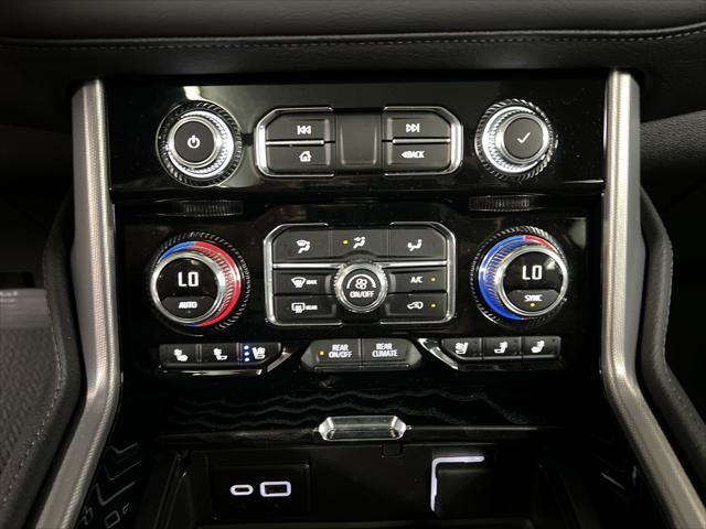 Photo of 2024 Onyx Black GMC Yukon XL