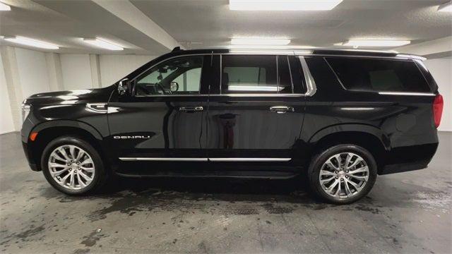 Photo of 2024 Onyx Black GMC Yukon XL