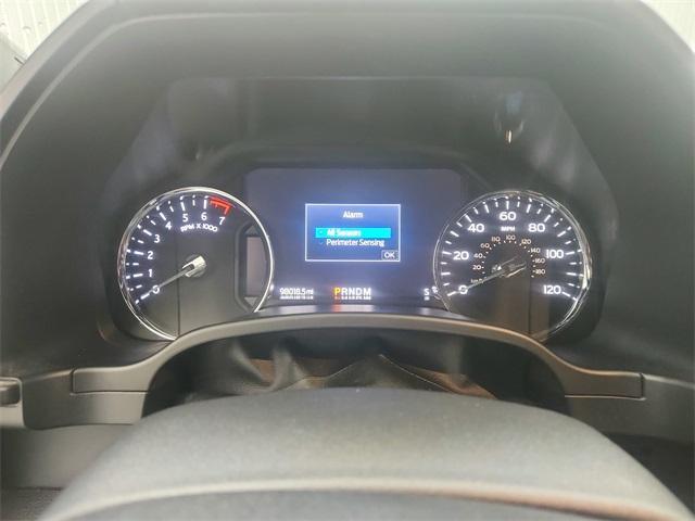 Photo of 2020 Star White Ford Expedition