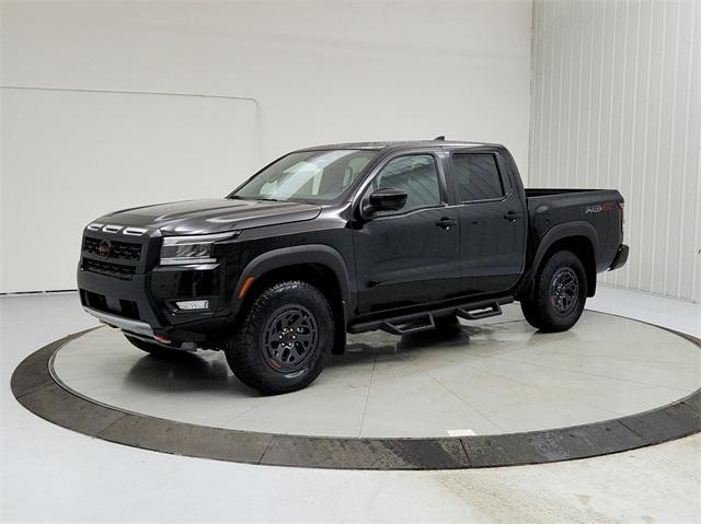 Photo of 2025 Black Nissan Frontier