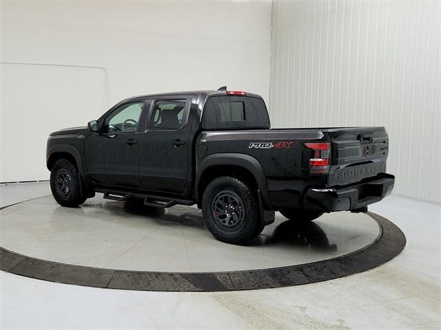 Photo of 2025 Black Nissan Frontier