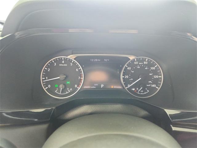 Photo of 2024 2t Tan Blk Roof Nissan Pathfinder