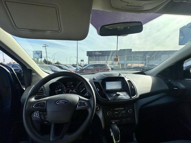 Photo of 2019 Lightning Blue Metallic Ford Escape