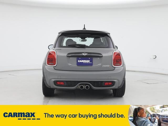 Photo of 2020 Gray MINI Hardtop