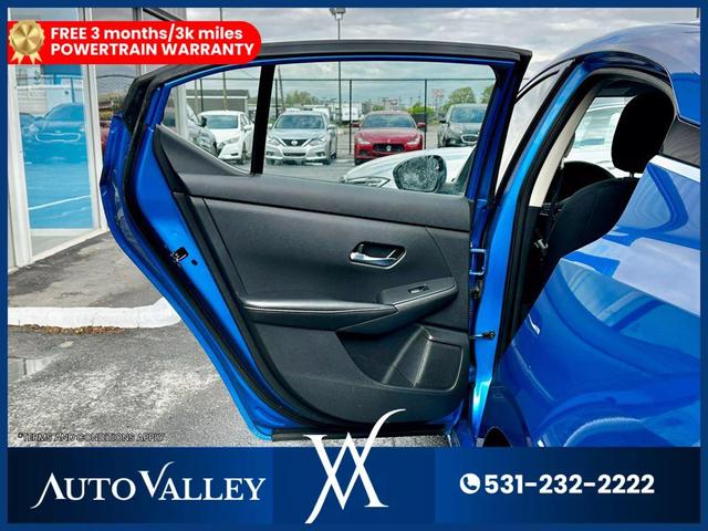 Photo of 2021 Electric Blue Metallic Nissan Sentra