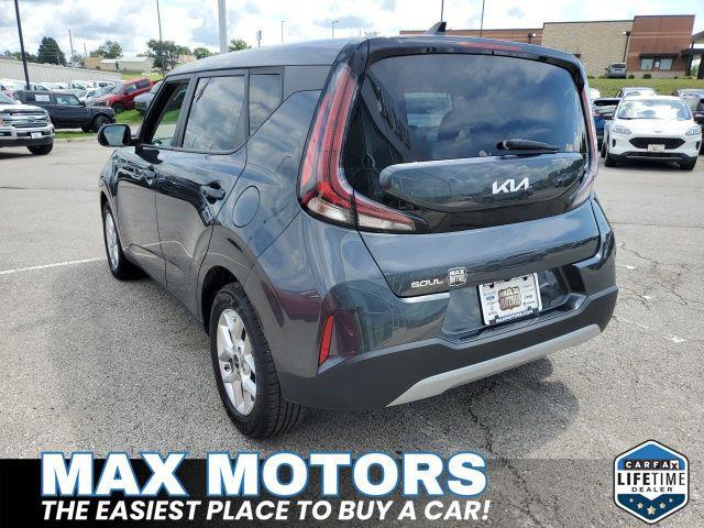 Photo of 2023 Gravity Gray Kia Soul