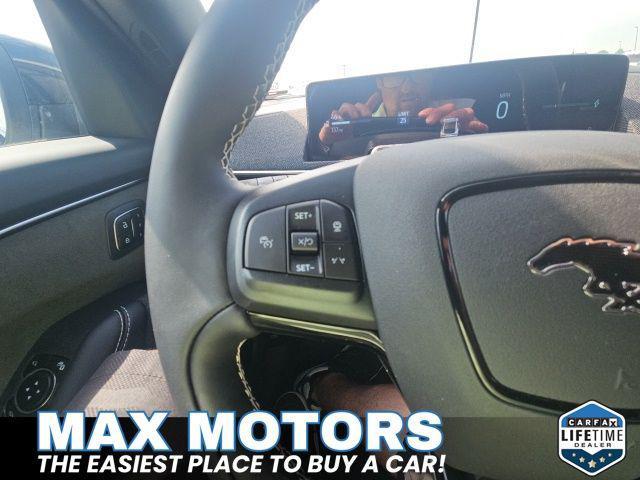 Photo of 2025 Star White Metallic Tri-Coat Ford Mustang Mach-E