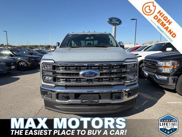 Photo of 2026 Glacier Gray Metallic Tri-Coat Ford F-350