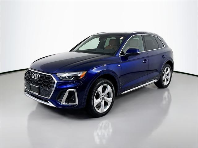 Photo of 2025 Navarra Blue Metallic Audi Q5