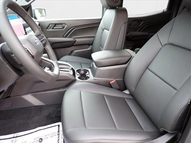 Photo of 2025 Black Chevrolet Colorado