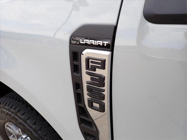 Photo of 2025 Glacier Gray Metallic Tri-Coat Ford F-350