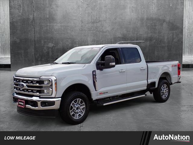 Photo of 2025 Glacier Gray Metallic Tri-Coat Ford F-350