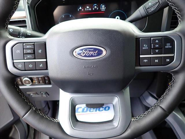 Photo of 2025 Glacier Gray Metallic Tri-Coat Ford F-350