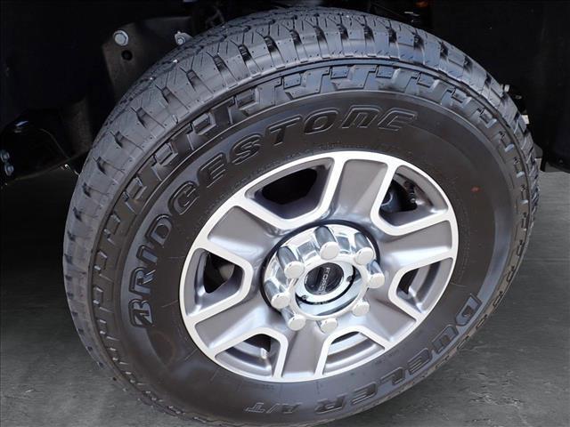 Photo of 2025 Glacier Gray Metallic Tri-Coat Ford F-350