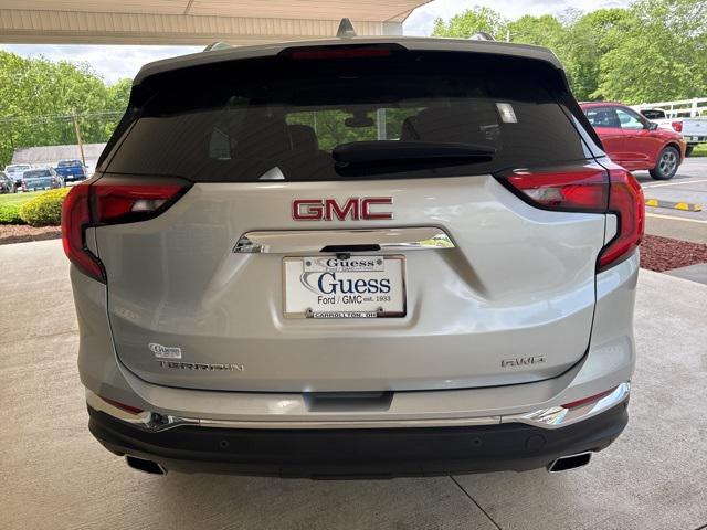Photo of 2020 Quicksilver Metallic GMC Terrain