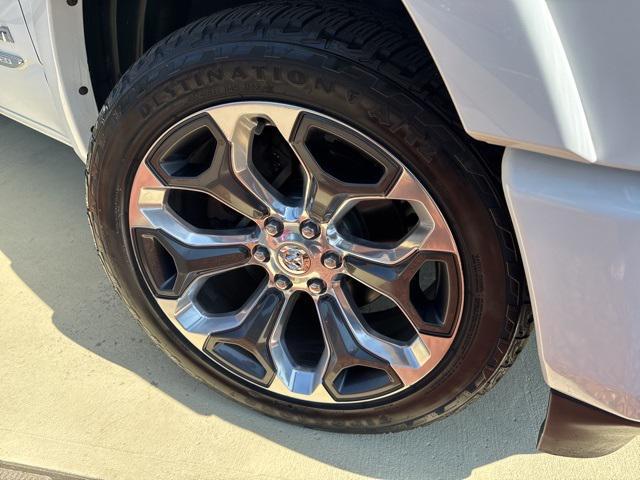 Photo of 2020 Bright White Clearcoat RAM 1500