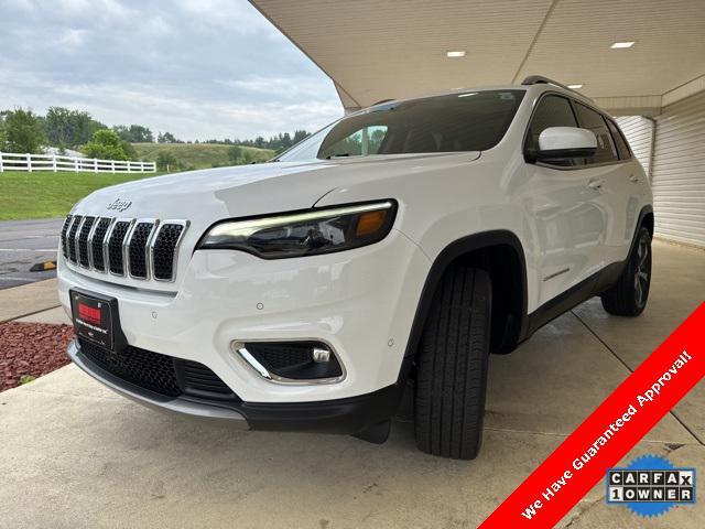 Photo of 2021 Bright White Clearcoat Jeep Cherokee