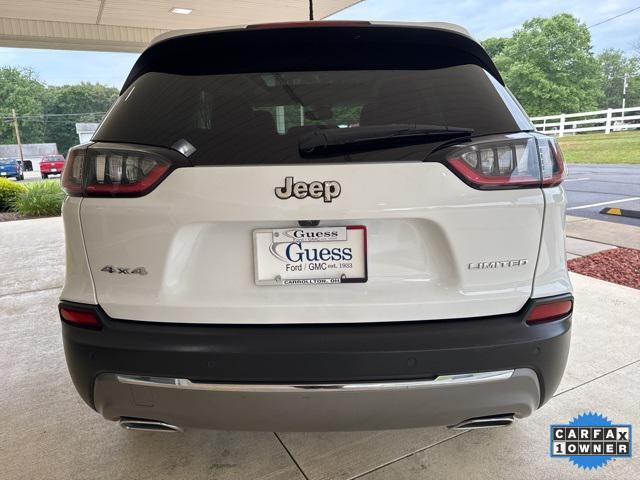 Photo of 2021 Bright White Clearcoat Jeep Cherokee