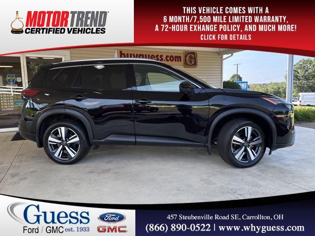 Photo of 2024 Super Black Nissan Rogue