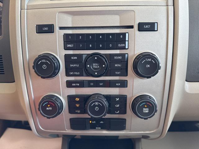 Photo of 2008 Tungsten Gray Clearcoat Metallic Ford Escape Hybrid