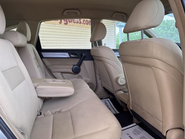 Photo of 2011 Opal Sage Metallic Honda CR-V
