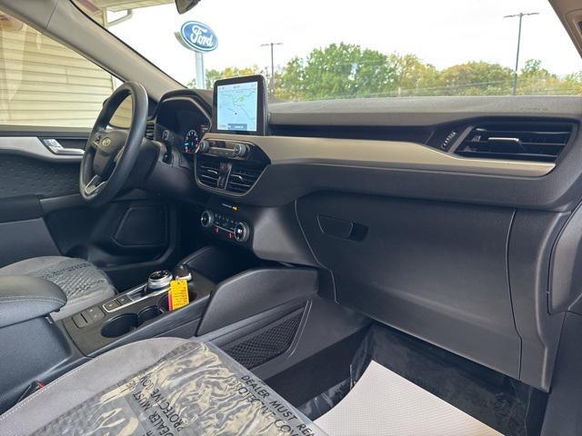 Photo of 2020 Rapid Red Metallic Tinted Clearcoat Ford Escape