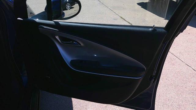 Photo of 2012 Blue Topaz Metallic Chevrolet Volt