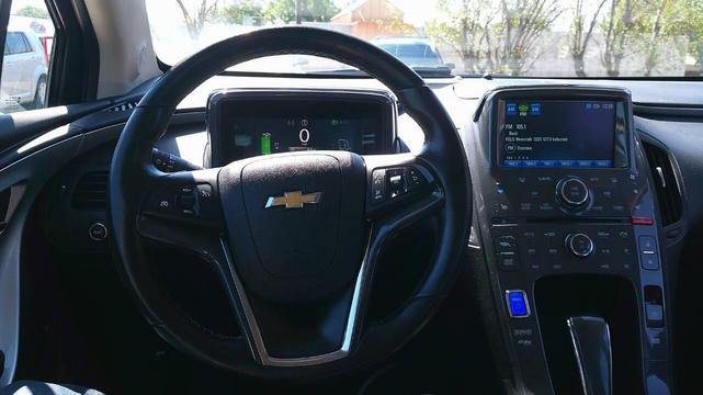 Photo of 2012 Blue Topaz Metallic Chevrolet Volt