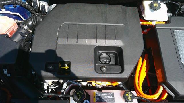 Photo of 2012 Blue Topaz Metallic Chevrolet Volt
